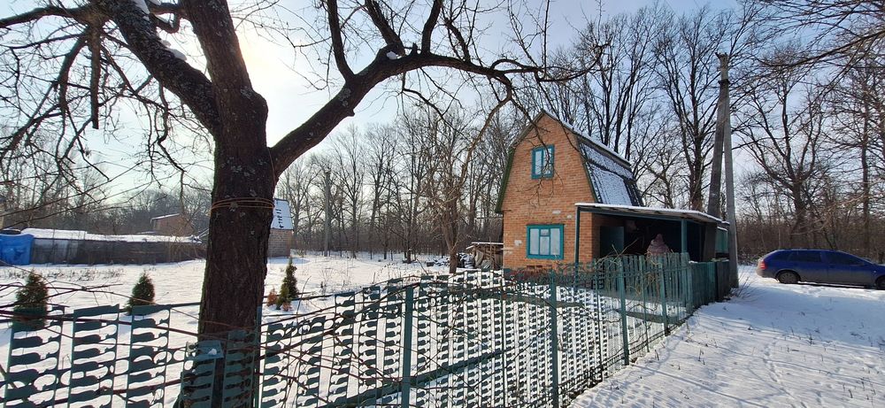 Продається дача, в затишному та тихому місці