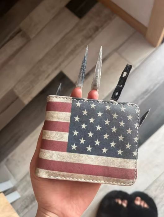 Y2K гаманець, опіум