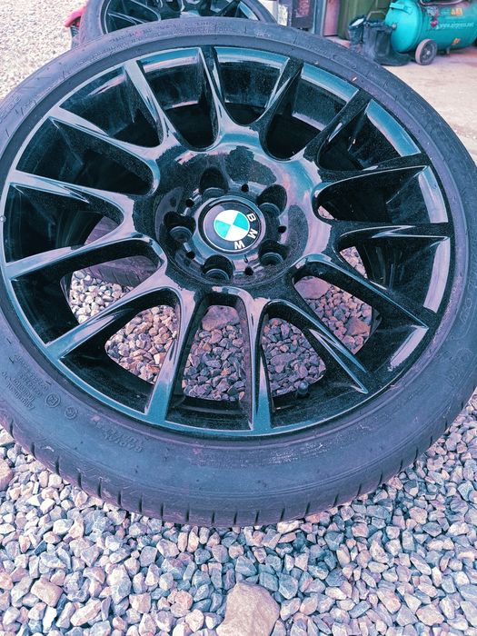 Felgi BMW 18 z oponami