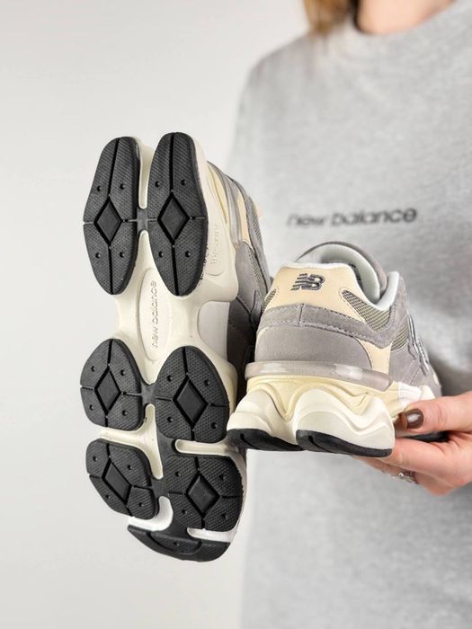 Жіночі кросівки нью беланс New Balance 9060 Grey Beige [36-41]