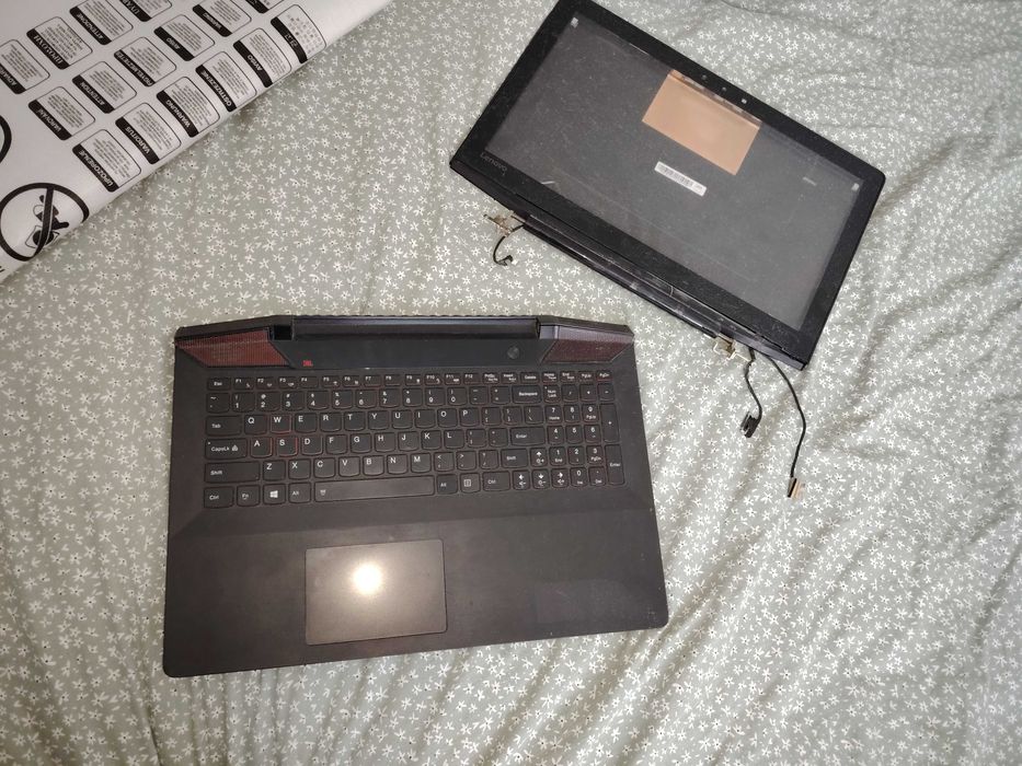 Laptop lenovo y700 17isk