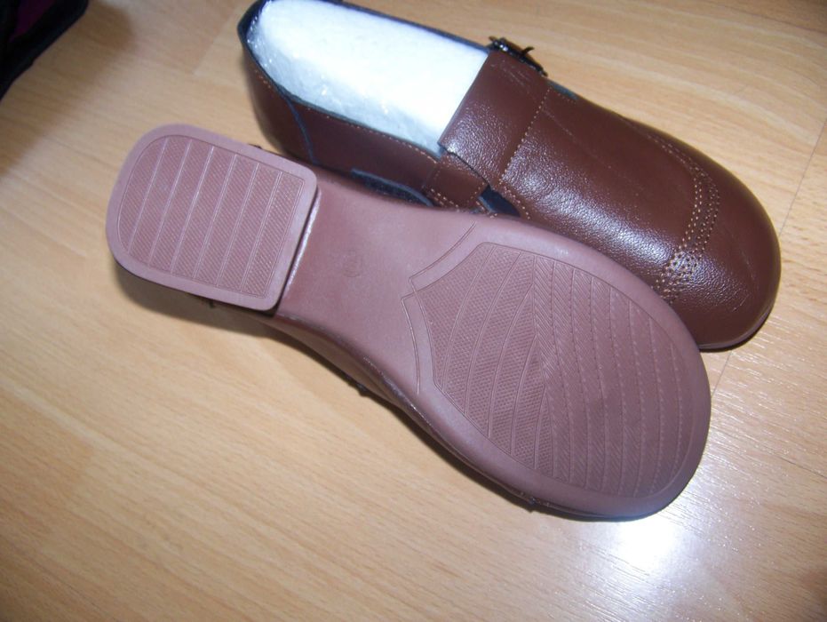 Buty wiosenno - jesienne 24 cm