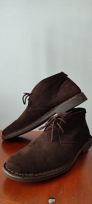 Sprzedam buty używane w bardzo dobrym stanie mało używany rozmiar 45
