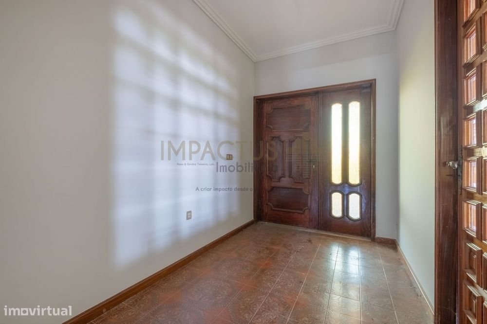 Moradia para Comércio e Serviços