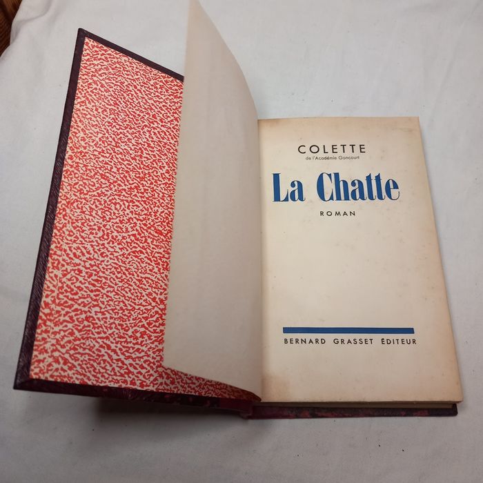 Livro "La Chatte" edição de 1933