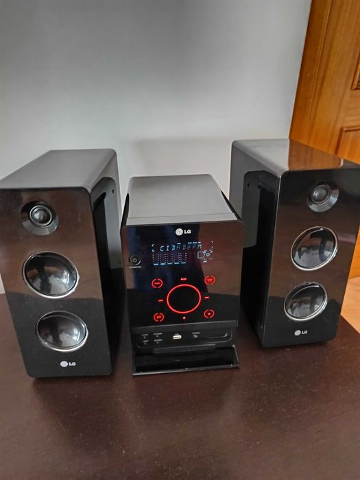 Aparelhagem LG, com leitor CD