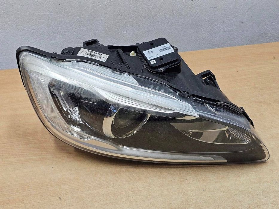 reflektor prawy xenon dbl volvo v60 s60 2013-2017 31420256 anglik uk