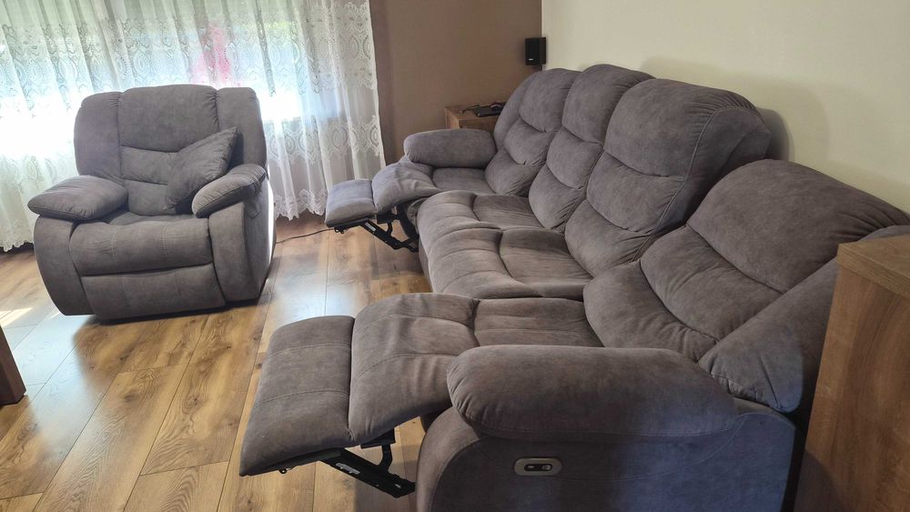 Komplet wypoczynkowy sofa 4 osobowa + fotel z funkcją relax