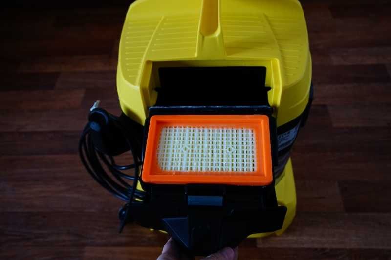 Пилосос Karcher WD 4