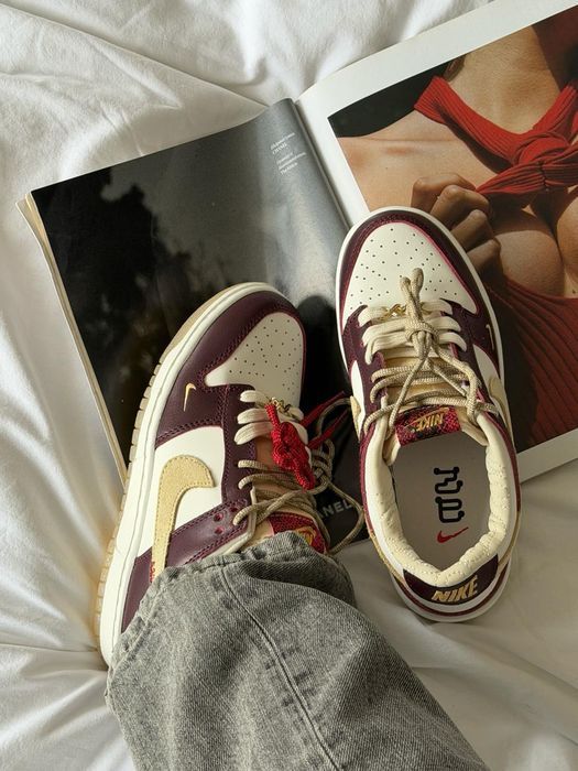 Nike Dunk Low LX White Maroon жіночі кросівки найк данк бордові