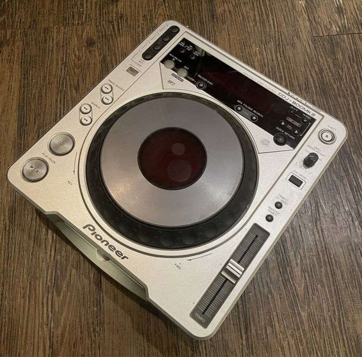 Pioneers CDJ 800 MK2 ( PAR ) novos