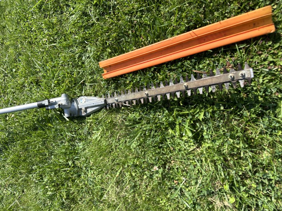 Nożyce na wysiegniku STIHL HL 70