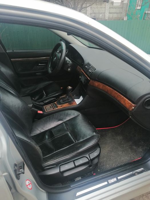 Продам бмв е39 туринг