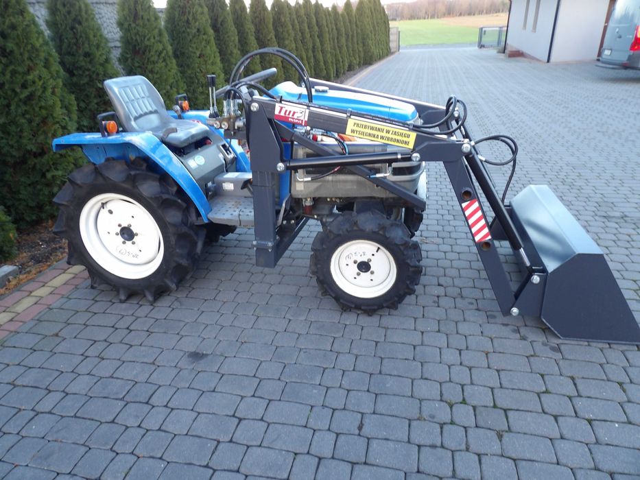 Iseki TM 15 15KM 4x4 Wspomaganie mini traktorek Tur traktor ogrodniczy