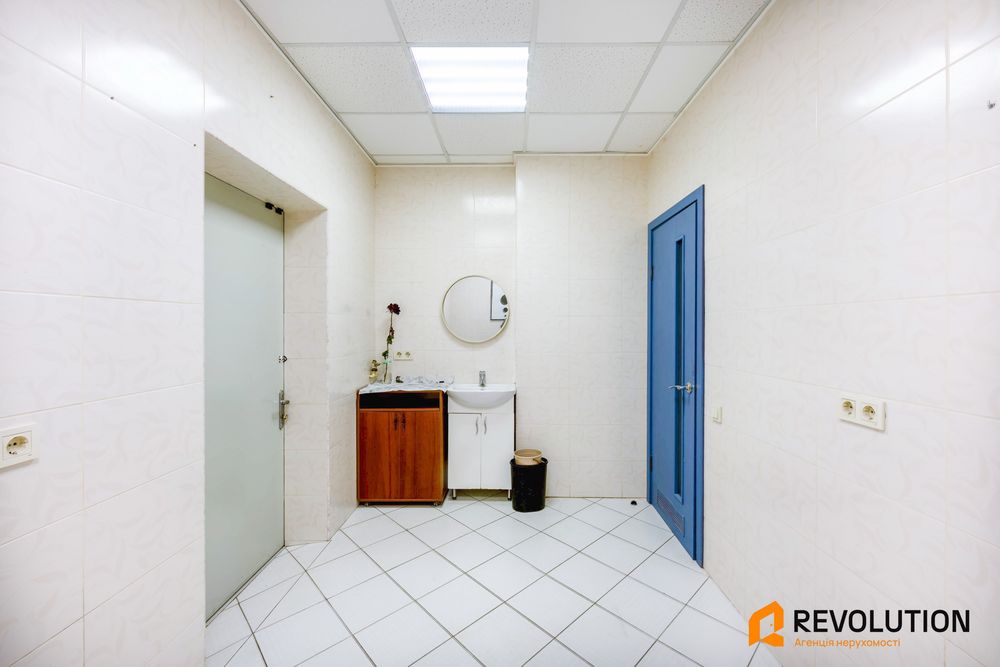 Без комісії. Продаж приміщення Калнишевського 7, Оболонський район