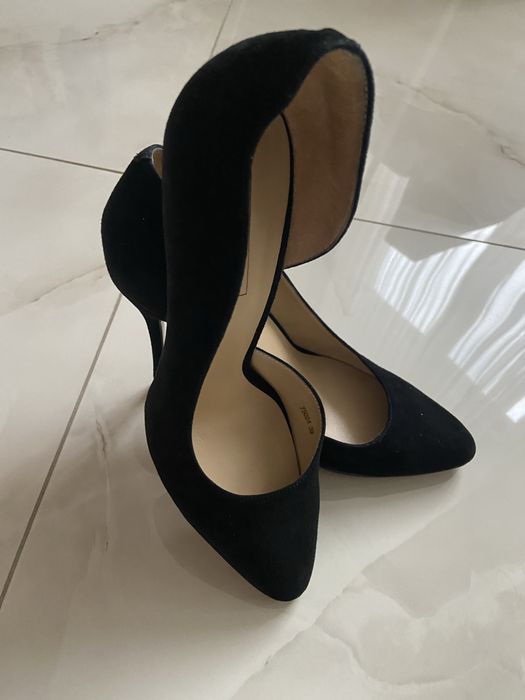 Жіночі туфлі