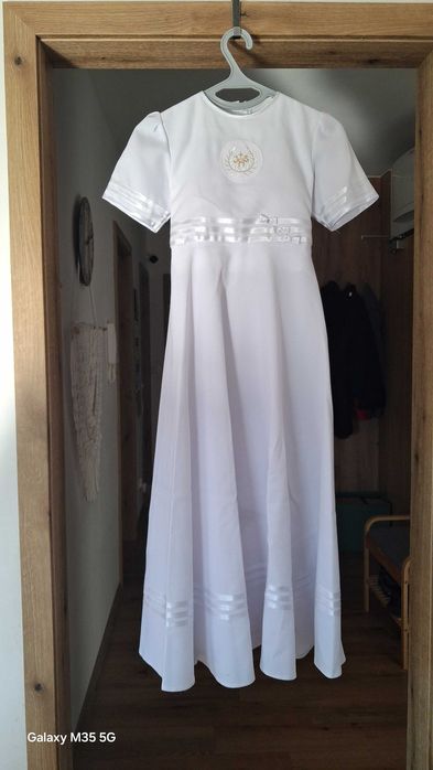 Sukienka komunijna na wzrost 140-145 cm