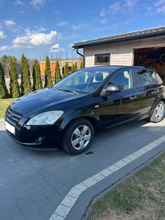 KIA CEED 1.4 benzyna, stan bardzo dobry
