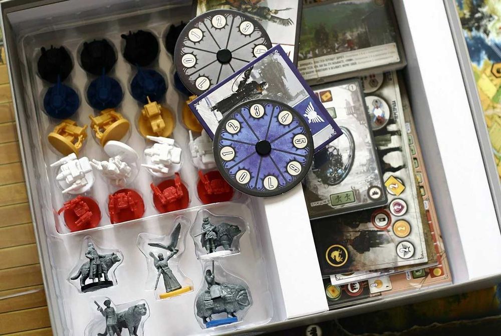 [Eng] Настільна гра Коса (Scythe): нова, у плівці