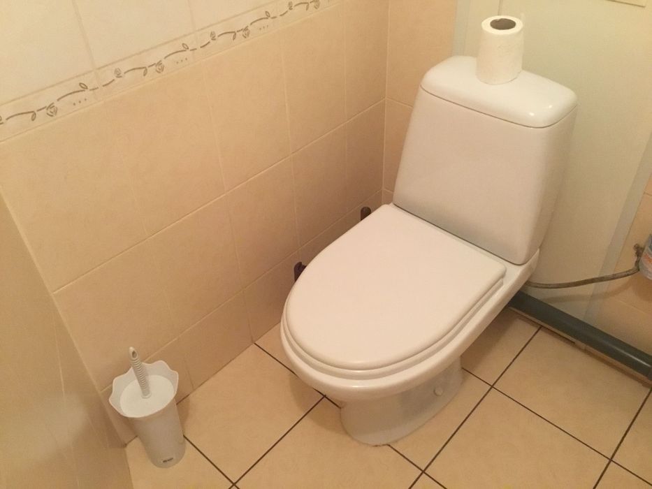 Посуточно 1 ком.квартиру. 2 + 1 спальн. мест.. .Центр. г.Каменское.