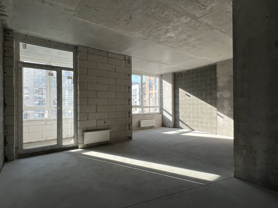 Продаж двокімнатна кв. в ЖК Файна Таун, з кухнею-вітальнею, не кутова