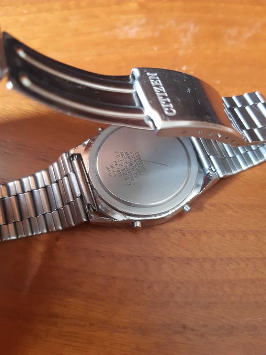 Relógio digital Citizen (Japão) Anos 80