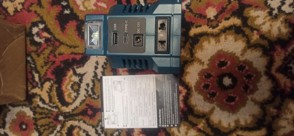 Преобразователь - инвертор под Makita напряжения с 21 В в 220 В 50Гц.