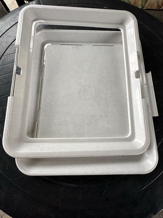 Туалет, лоток для собак .