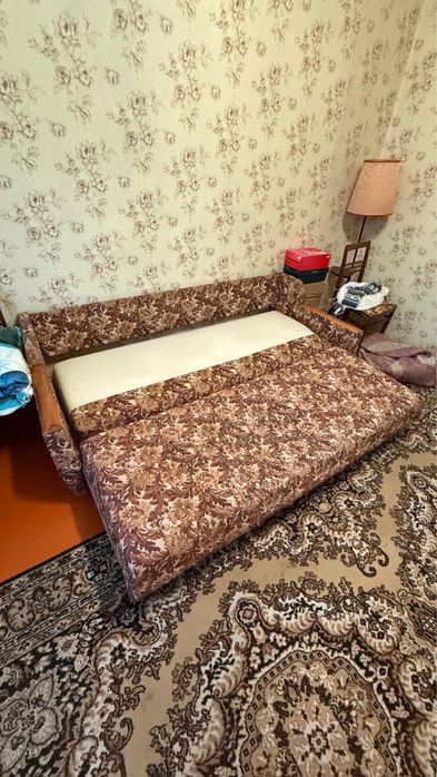 Діван розкладний, б/у