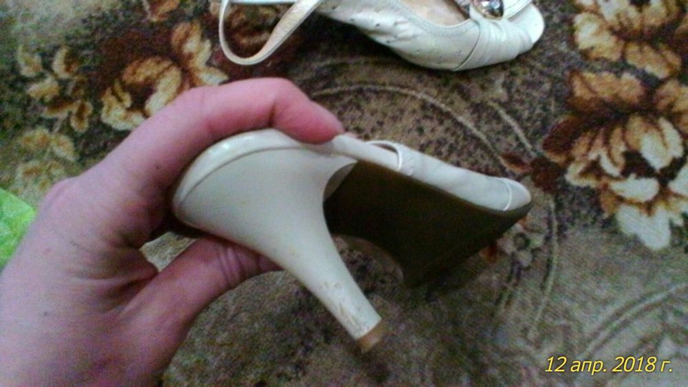 Босоножки женские кожаные