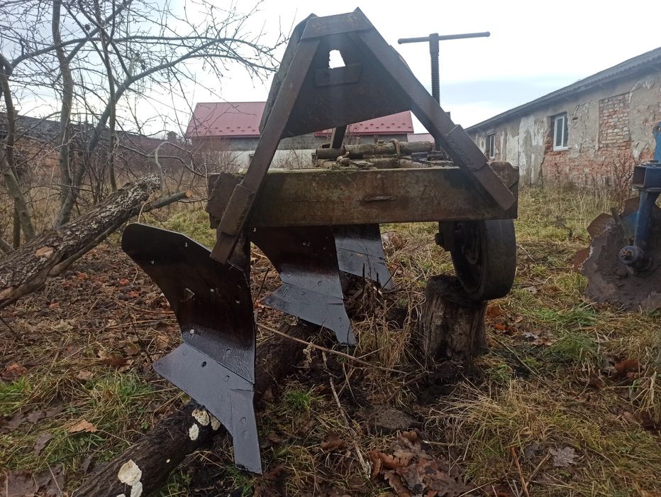 Продається Плуг плн-3-35