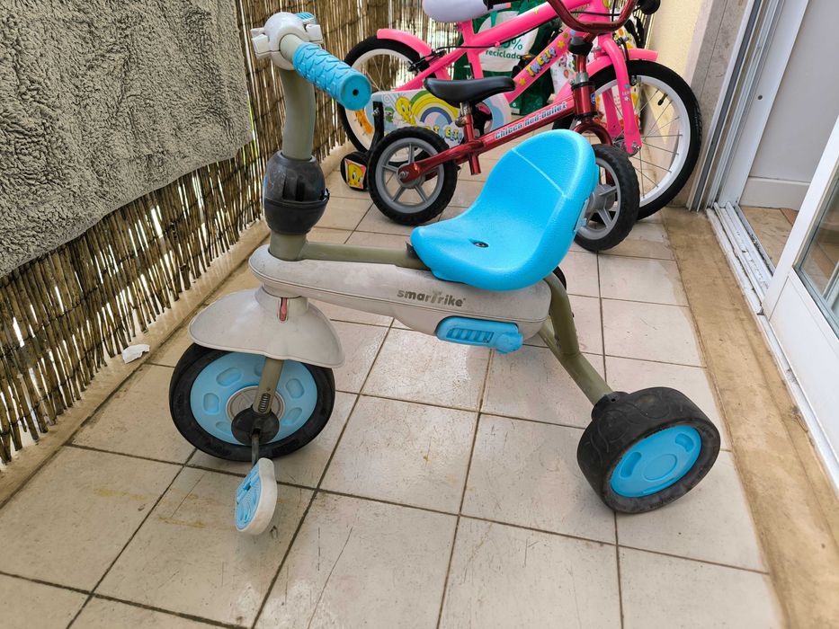Triciclo 3 a 5 anos