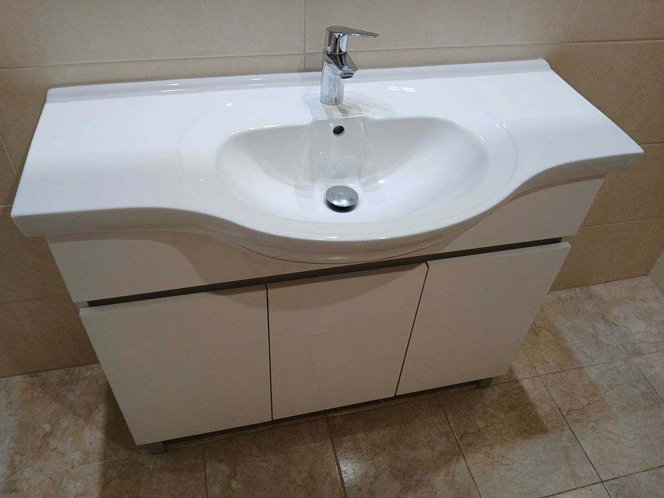 Móvel + lavatório WC 100cm branco brilho