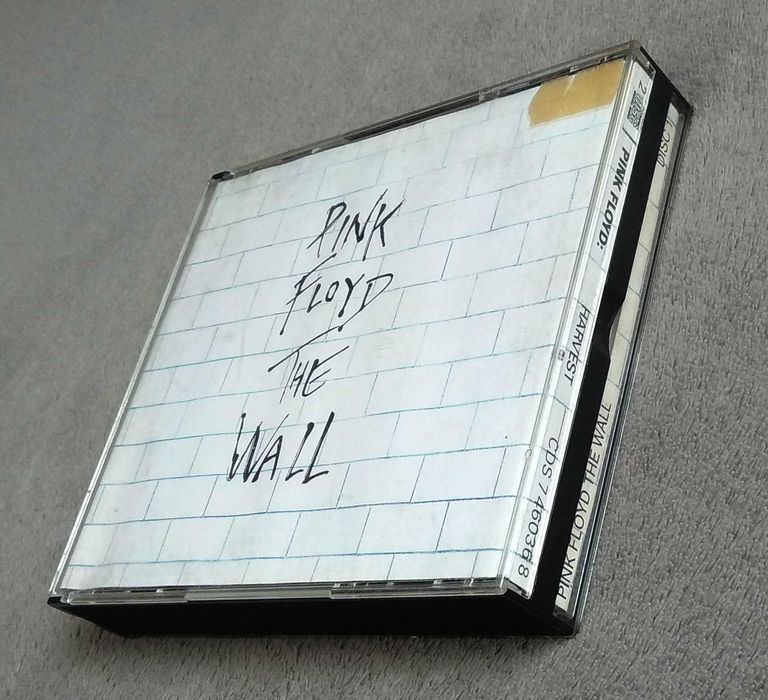 pink floyd the wall - купить CD, DVD диски - Цена на OLX.ua