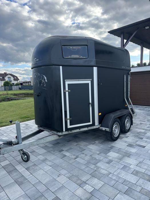 Kat b Dmc 1400 kg Przyczepa  do przewozu 2 koni ,zwierzat .