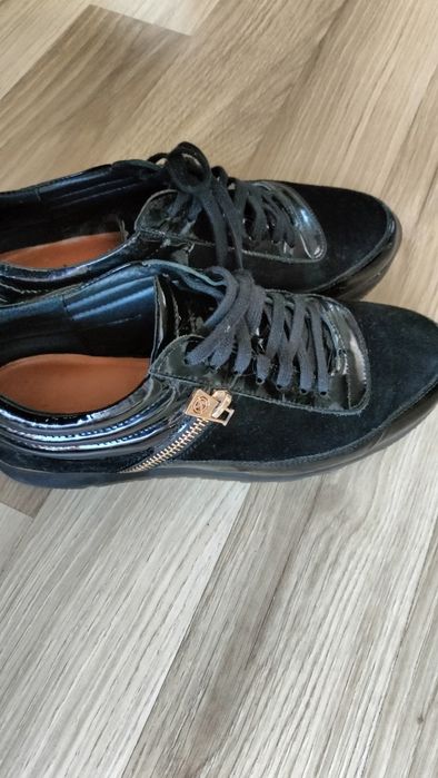 Skórzane sneakersy damskie