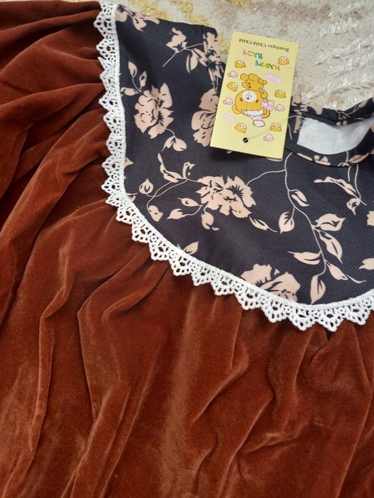 Sukienka welurowa 92