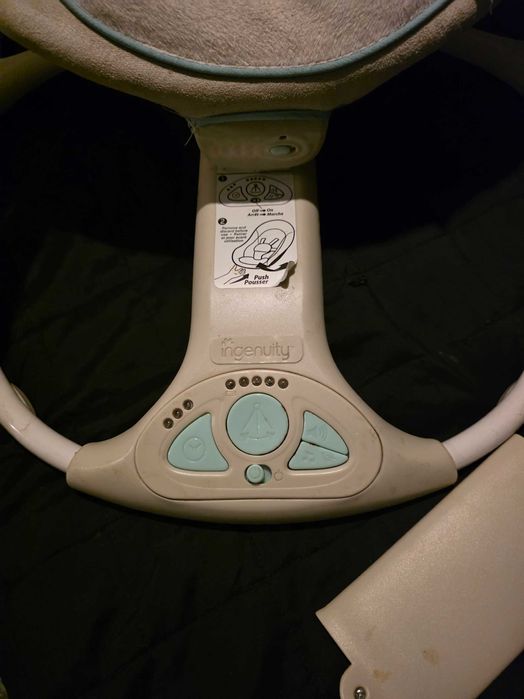 Leżaczek bujaczek dla niemowląt