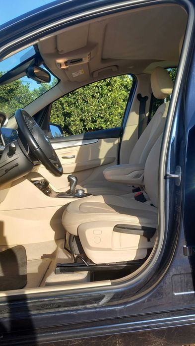 Bmw 216d grand tourer luxury