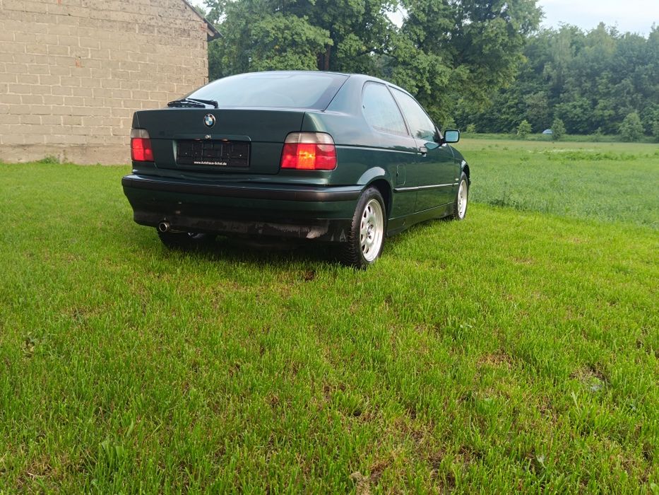 BMW E36 1.9 118km