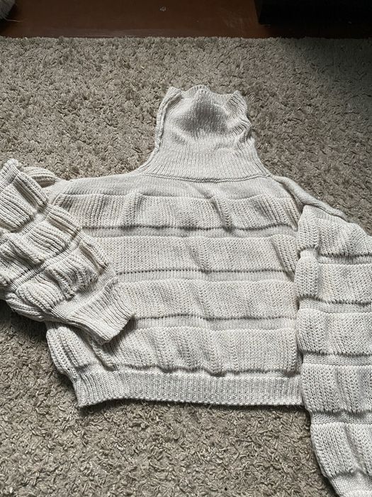 Віддам пакет жіночих речей