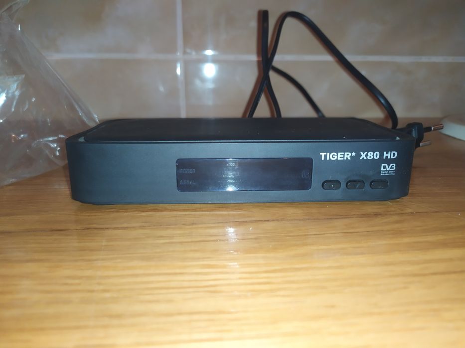 Тюнер, ресівер tiger x80Hd