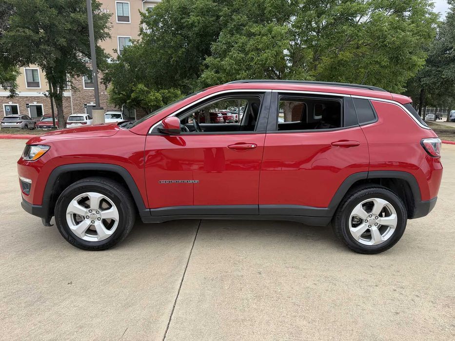 Jeep Compass      2023