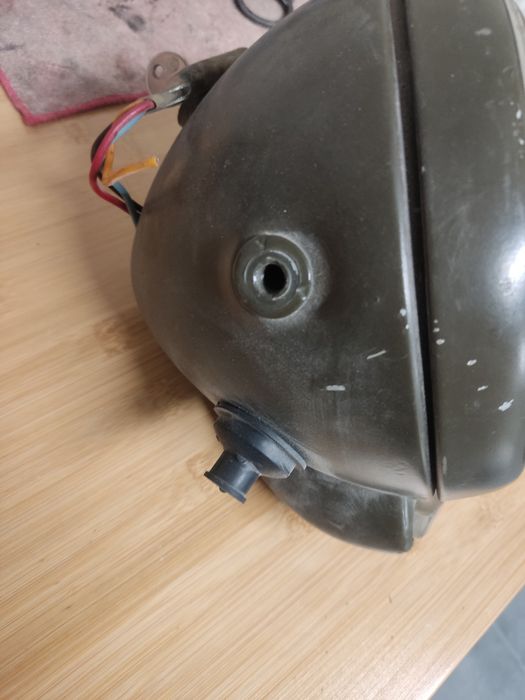 Vendo farol Lucas completo