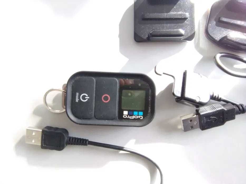 GoPro Hero3+ Como nova+ bateria e LCD traseiro (extras sob orçamento)