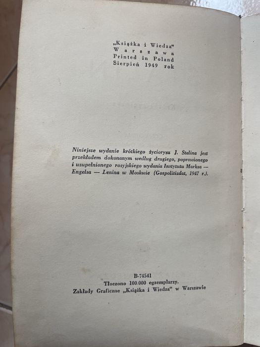 Książka krótki życiorys Stalina z 1949 roku