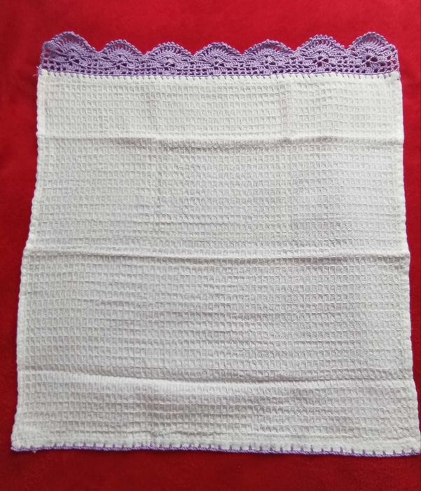 Pano de cozinha com barrado crochê