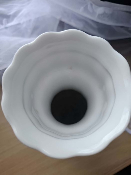 Stary wazon z porcelany Wałbrzych