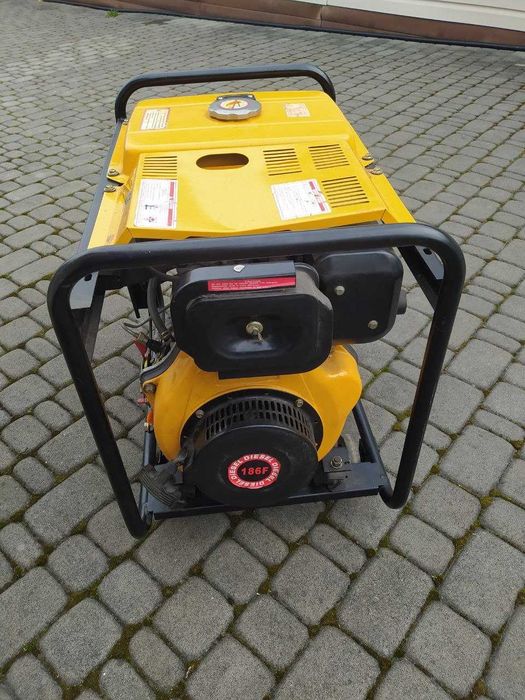 Дизельний генератор Forte FGD 6500E3 220-380V