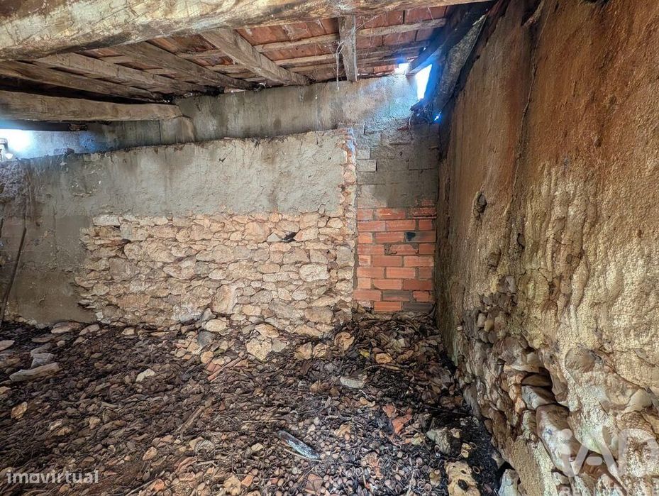 Casa de Campo em Brogueira, Parceiros de Igreja e Alcorochel